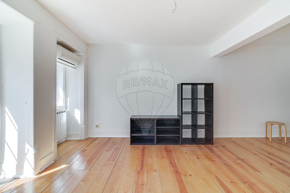 Apartamento T3 à venda em Santo António, Lisboa — foto 3