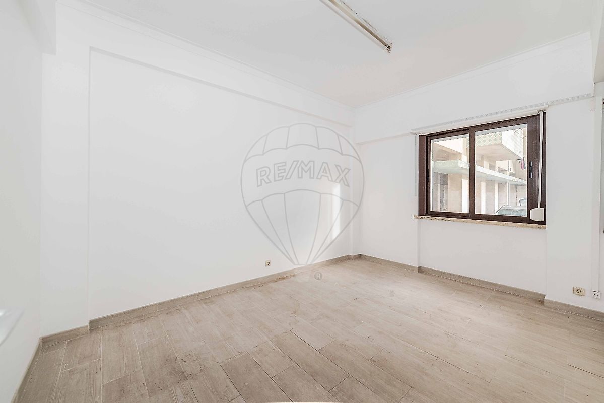 listing 121031127-158 picture-0