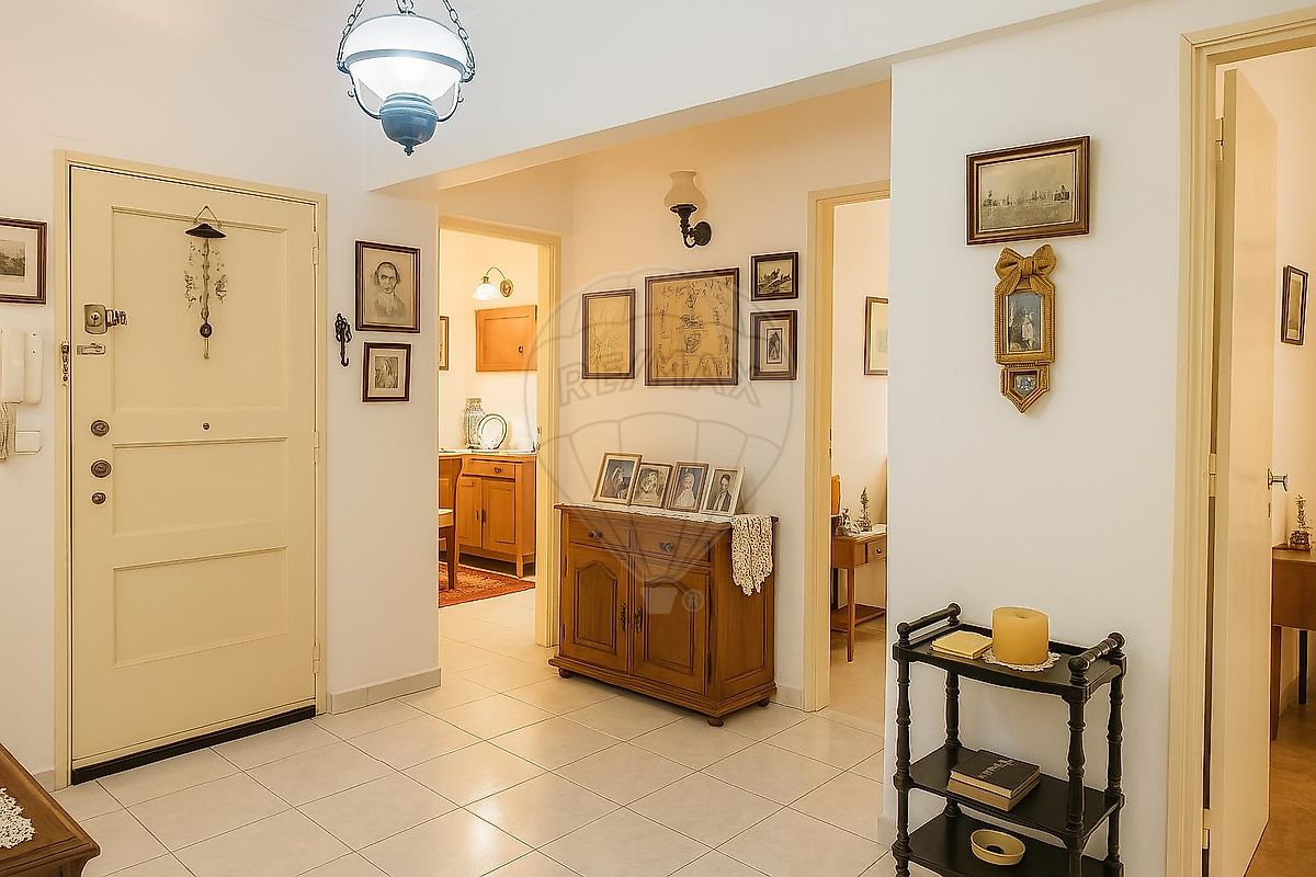 listing 121031100-600 picture-0