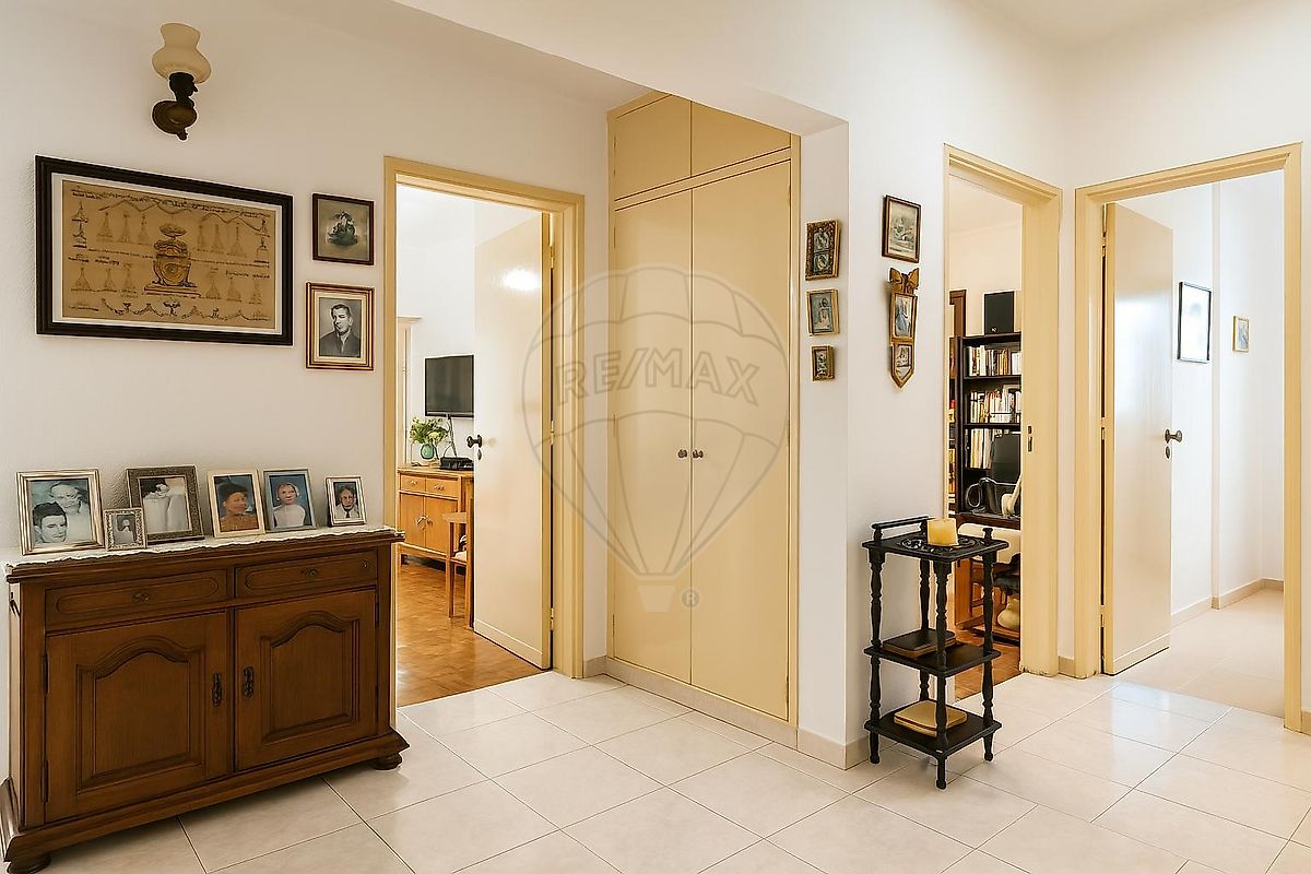 listing 121031100-600 picture-0