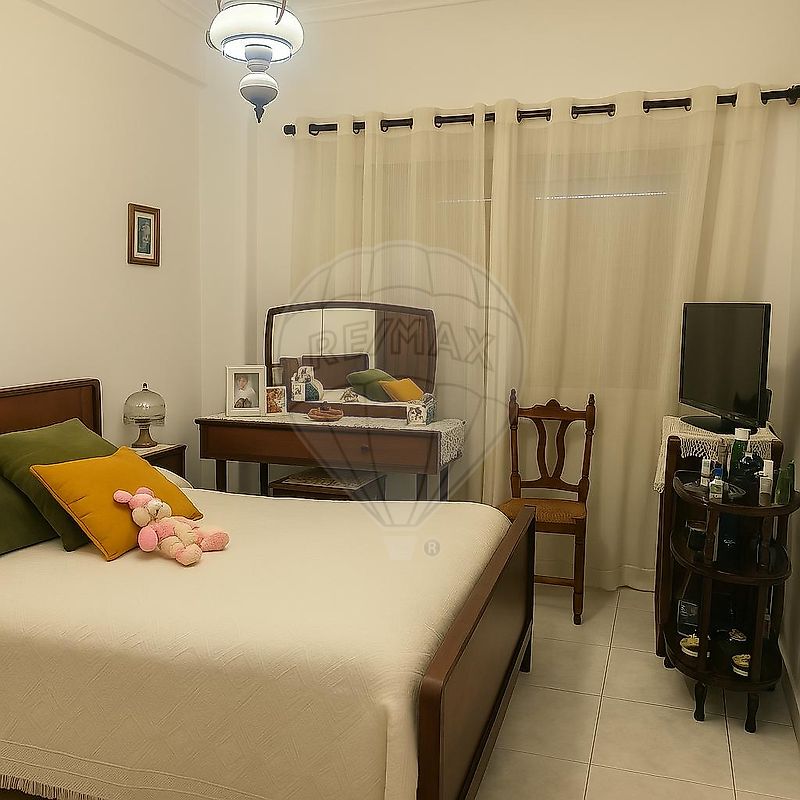 listing 121031100-600 picture-0