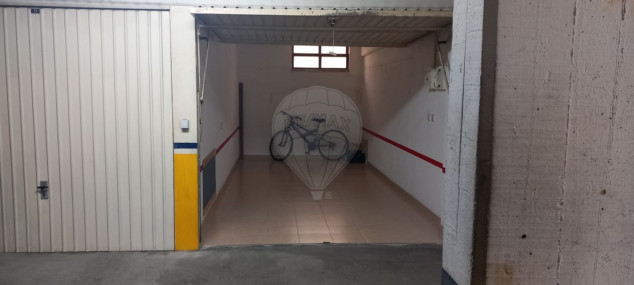 Garagem para venda
