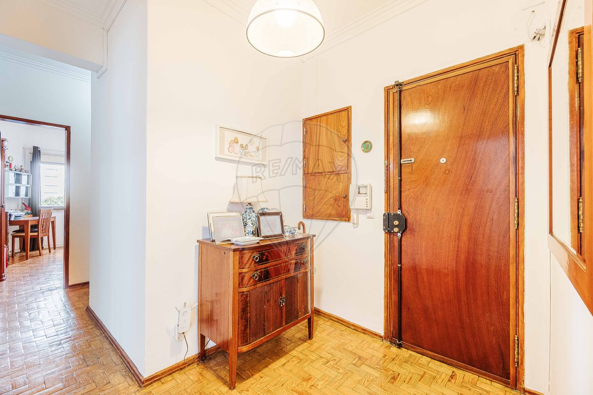 listing 121031160-246 picture-0