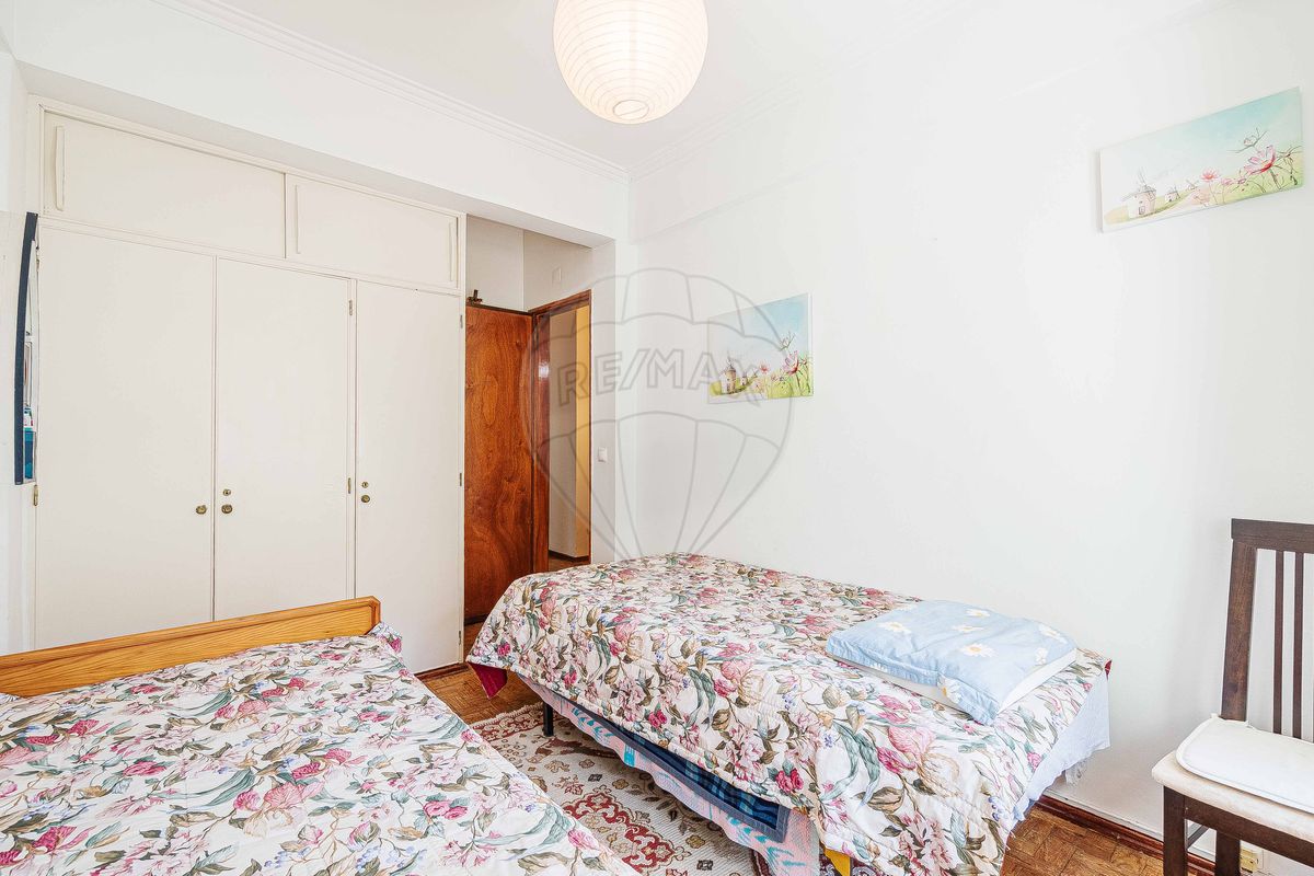listing 121031160-246 picture-0