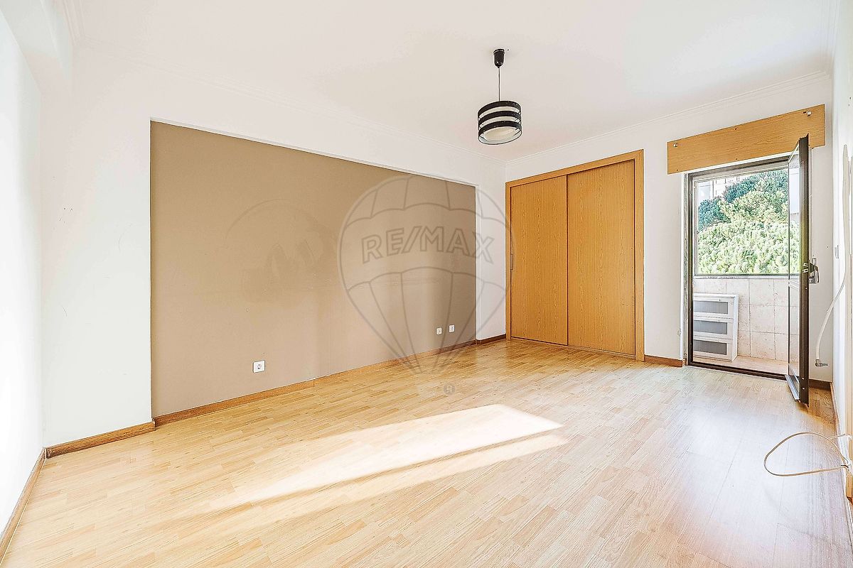 Apartamento T2 à venda em Sintra