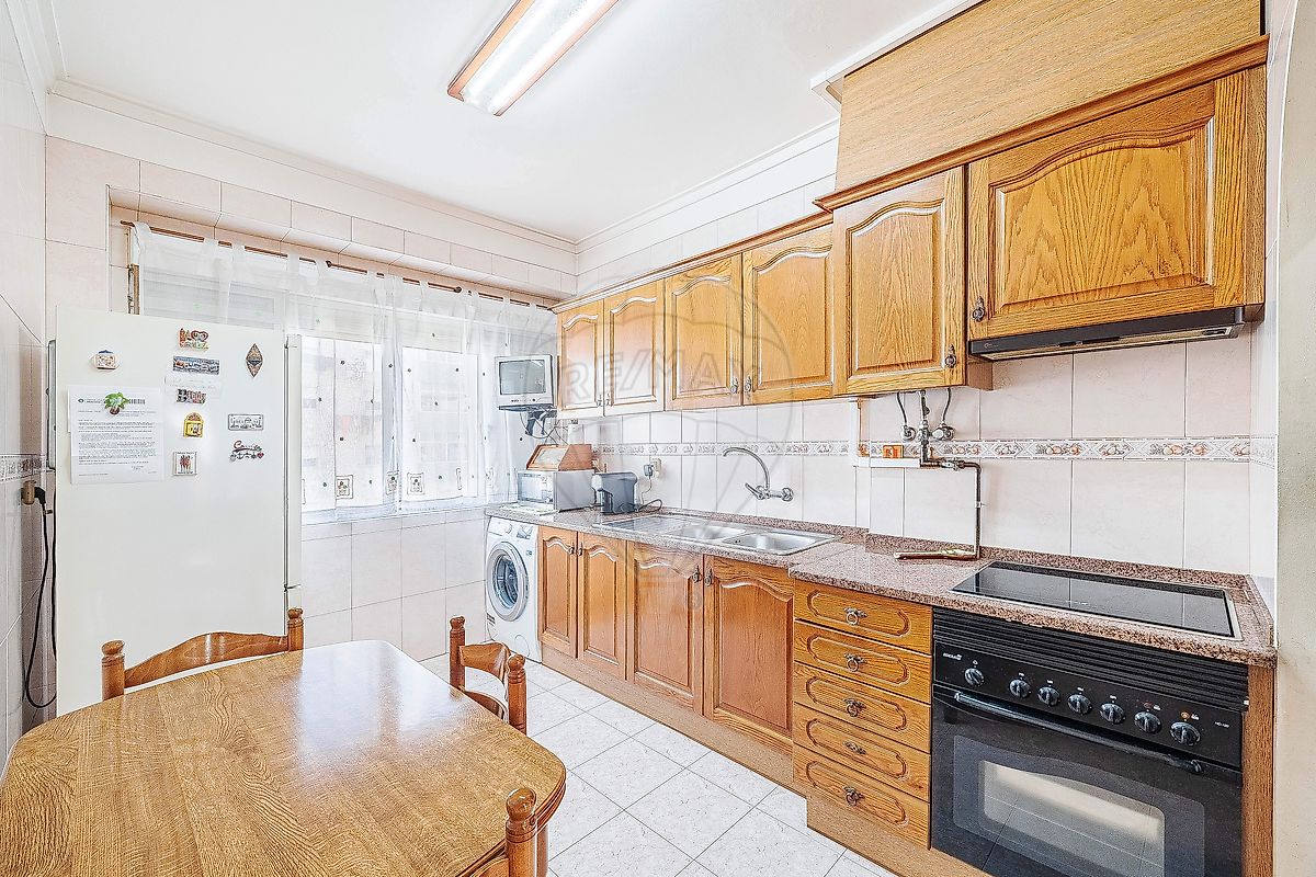Apartamento T2 à venda em Sintra