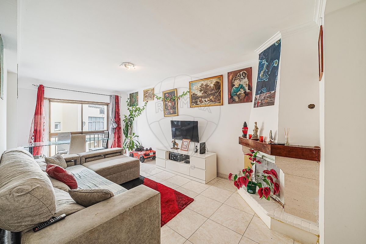 Apartamento T2 à venda em Sintra