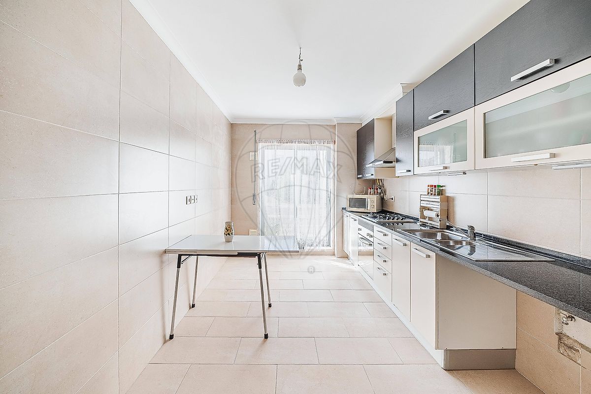 Apartamento T2 à venda em Sintra