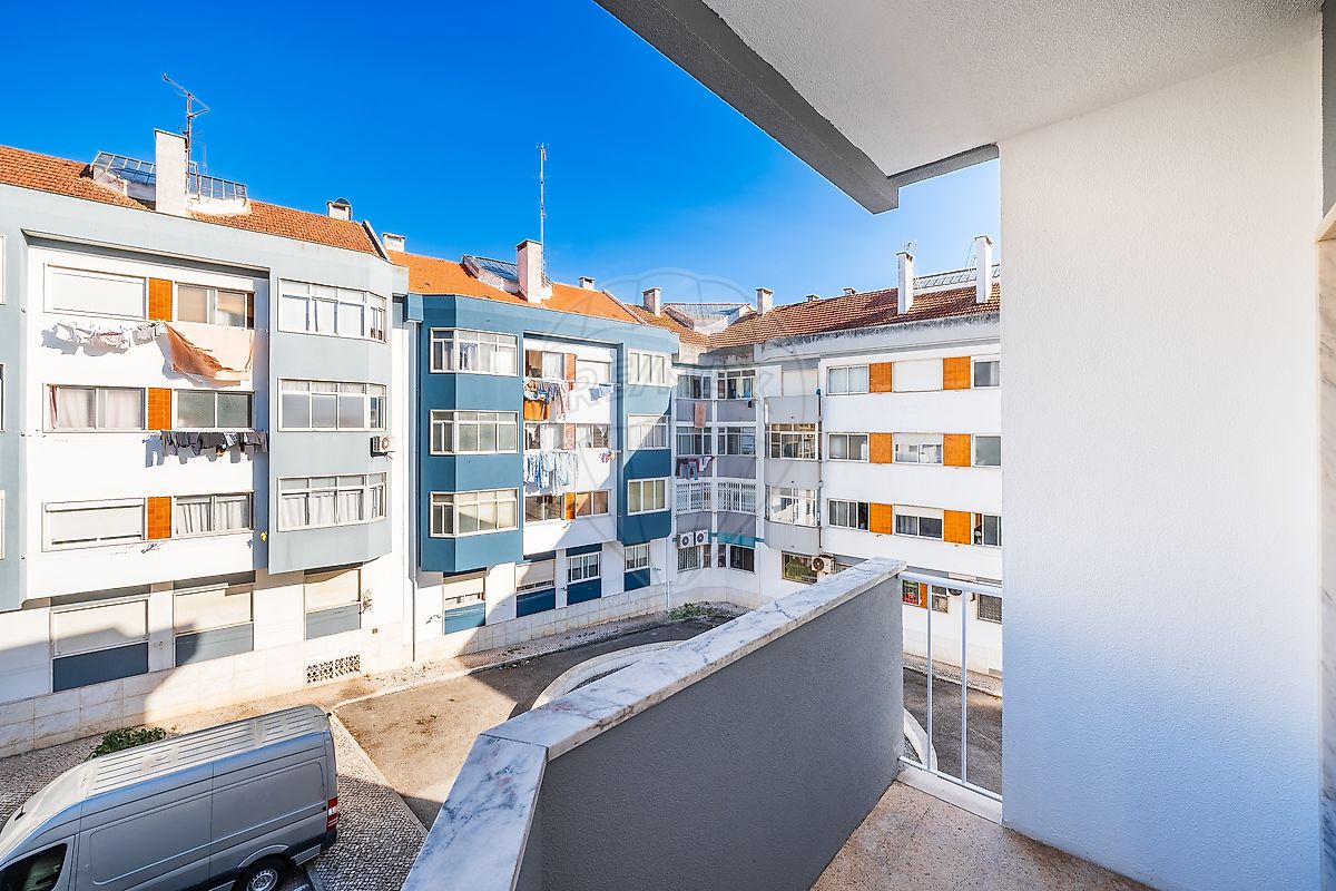 Apartamento T2 à venda em Sintra