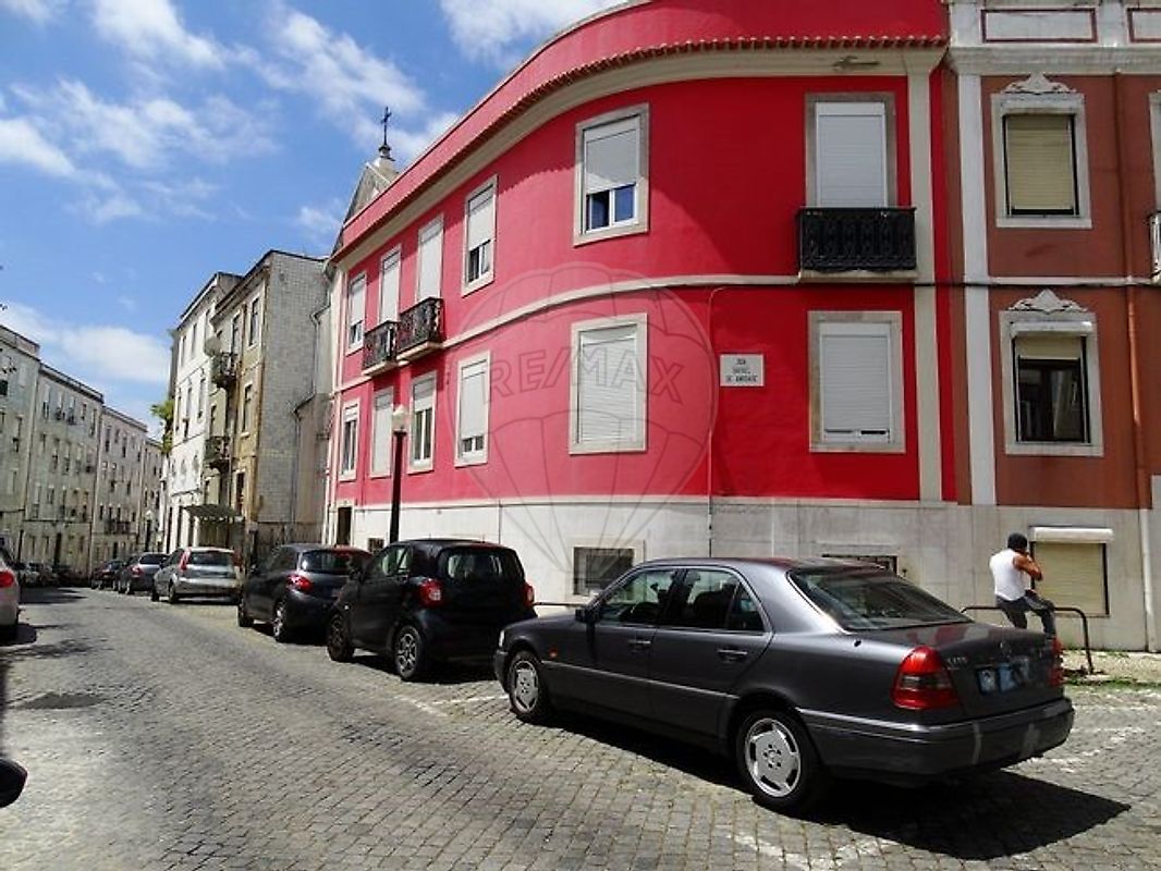 listing 121121209-94 picture-0