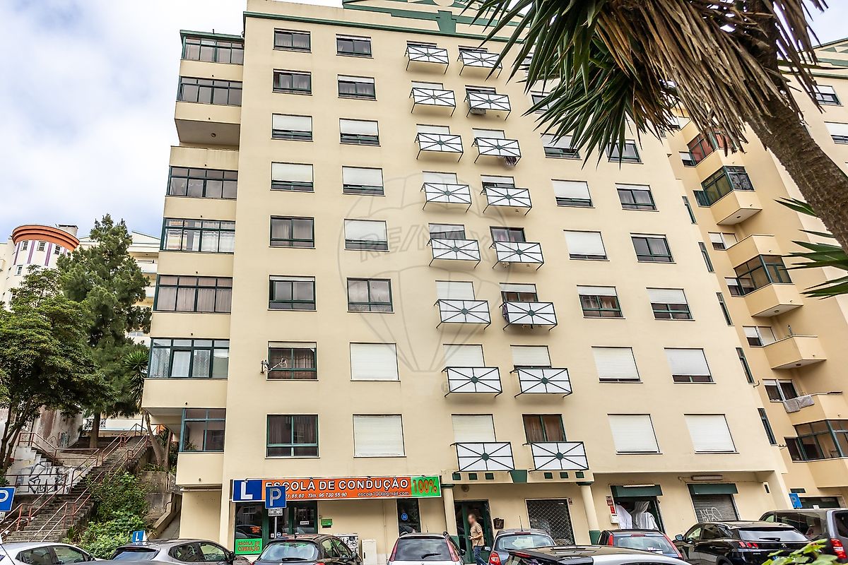 Apartamento T2 à venda em Sintra