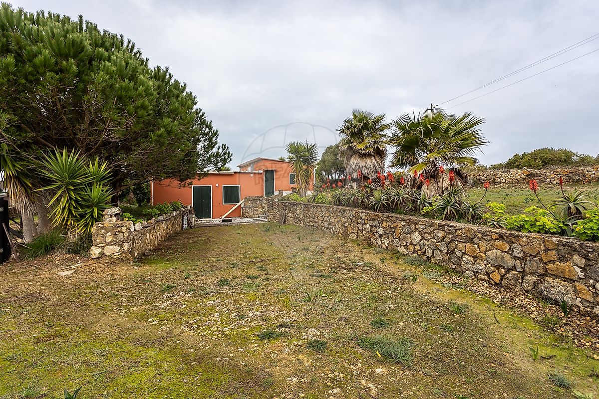 Terreno à venda em Sintra
