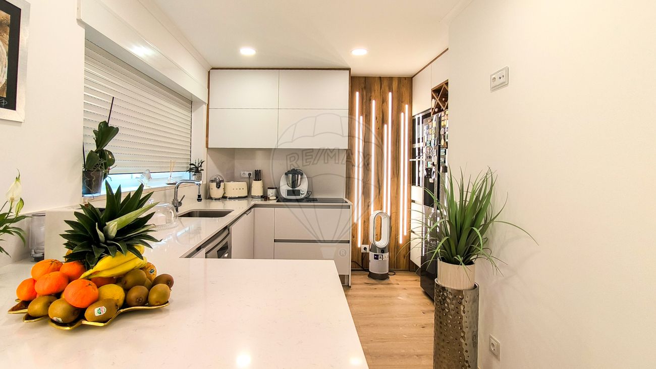 listing 121161134-176 picture-0