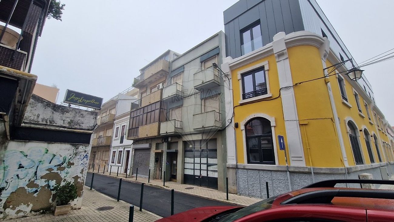 Apartamento T2 à venda em Vila Franca de Xira