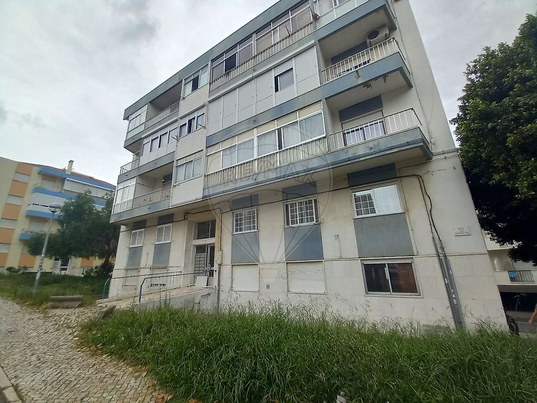 Apartamento T4 para venda