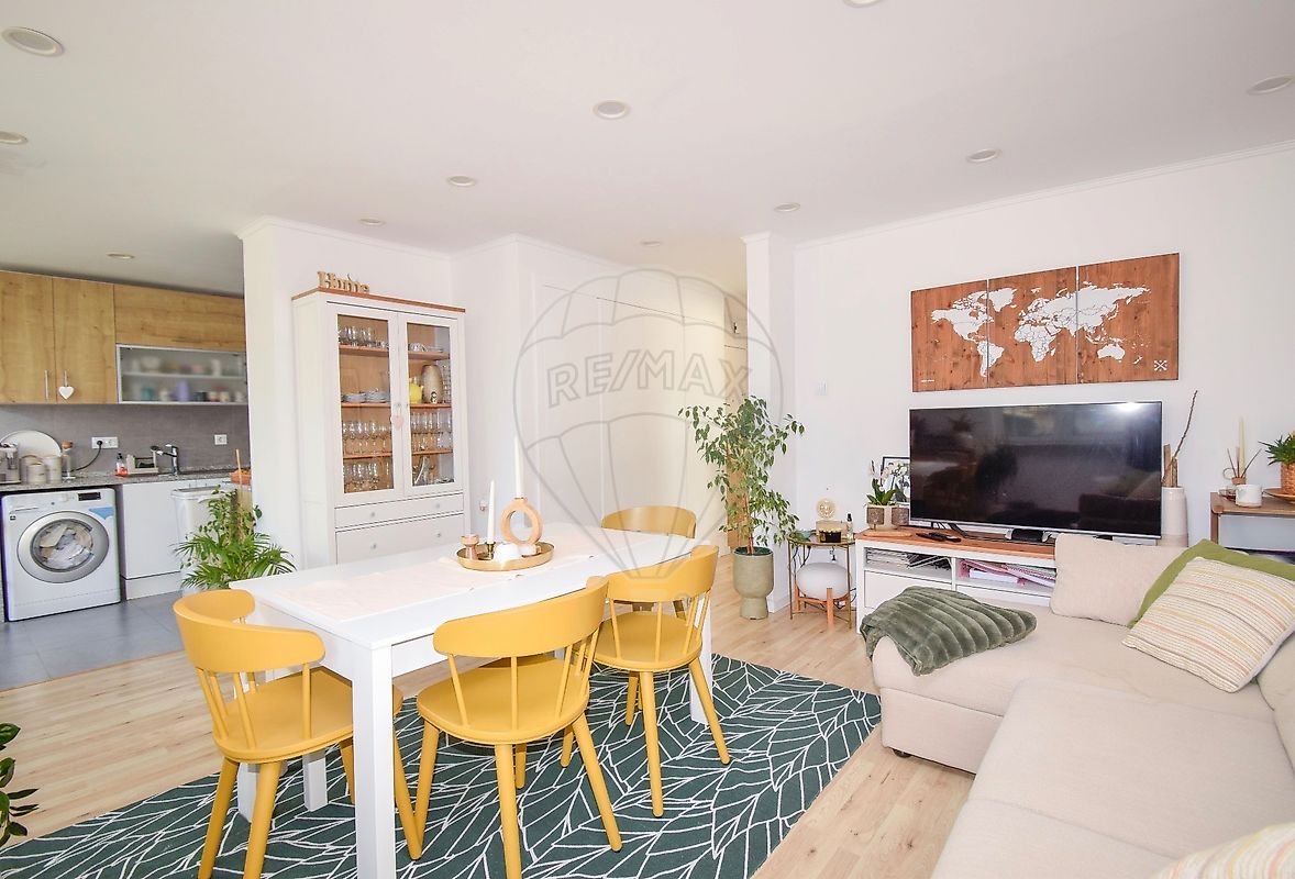 Apartamento T2 à venda em Odivelas