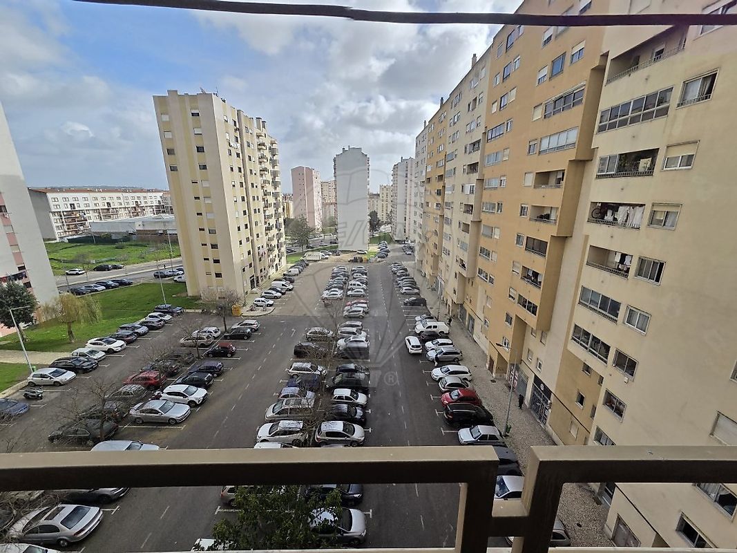 Apartamento T3 à venda em Alenquer