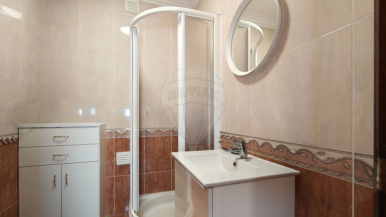 Apartamento T2 à venda em Bucelas, Loures — foto 21