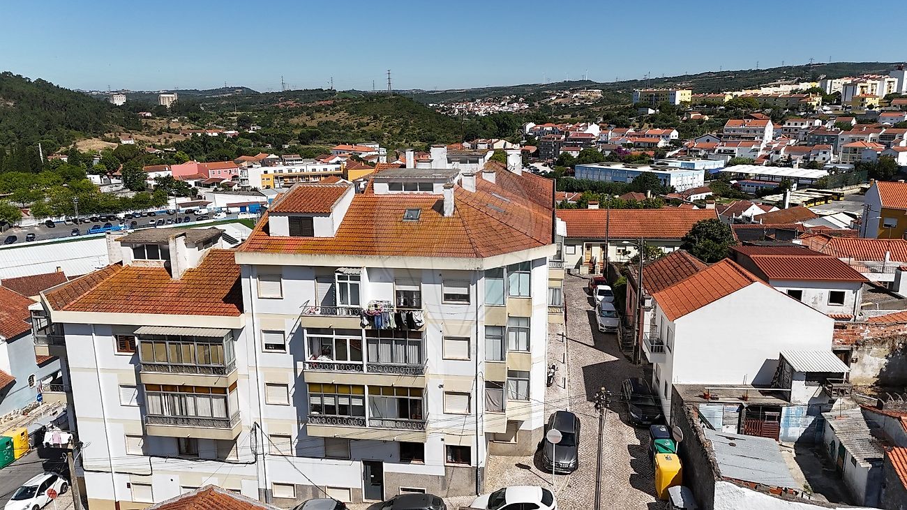 Apartamento T2 à venda em Loures