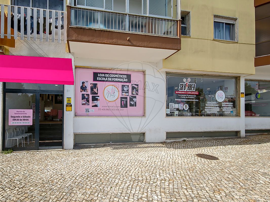 Loja - Águas Livres · Amadora