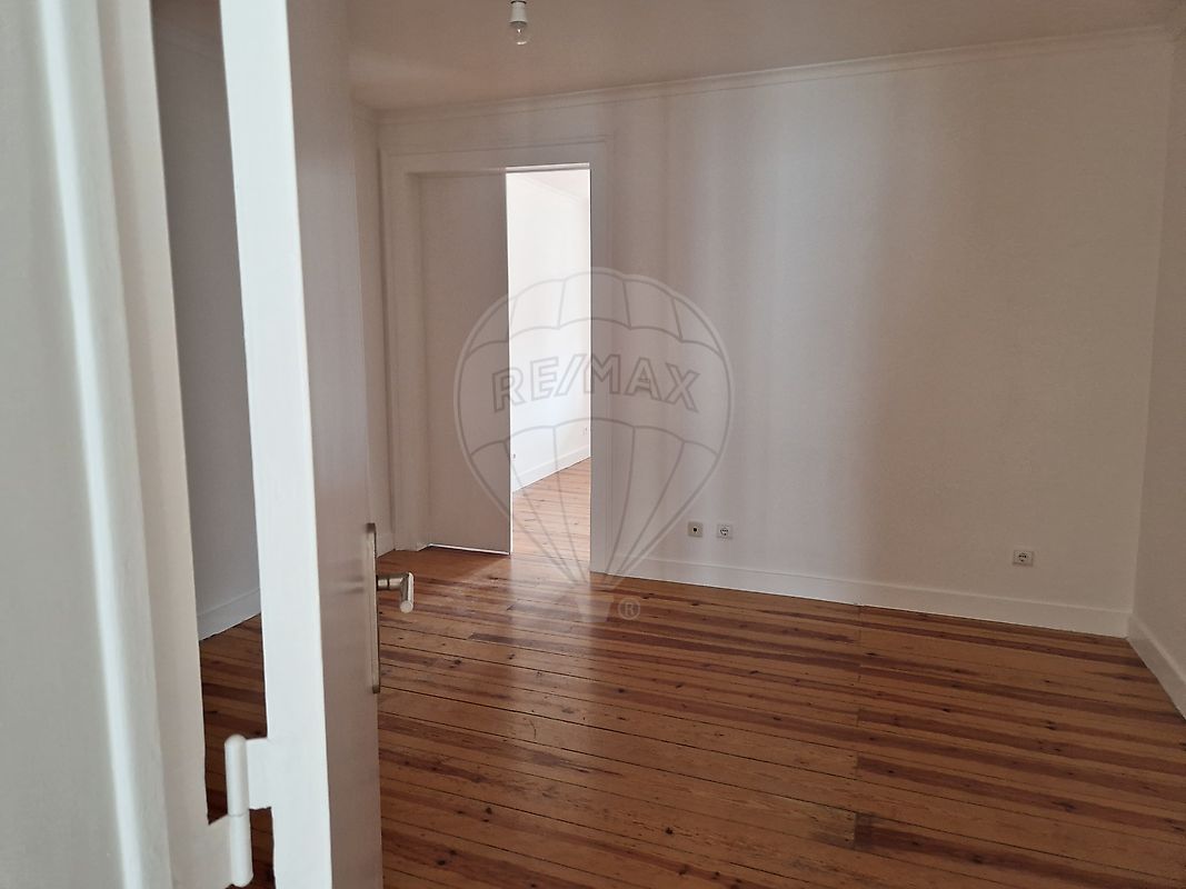 Apartamento T3 à venda em Estrela, Lisboa — foto 7