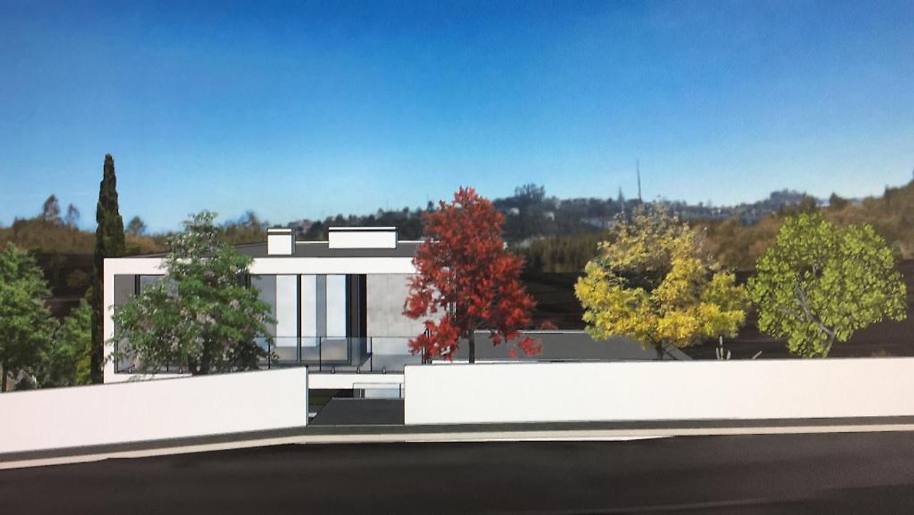 Land for sale in Alcobaça, Portugal — €105,000