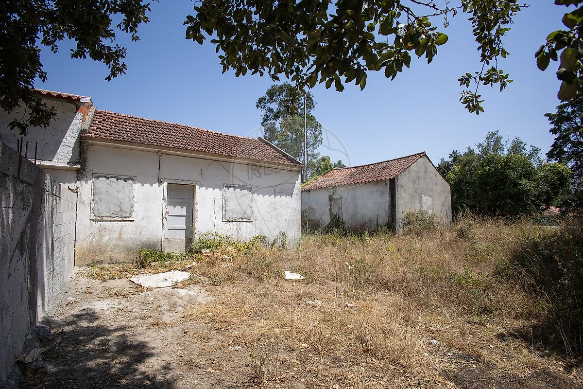 Moradia T2 à venda em Covőes