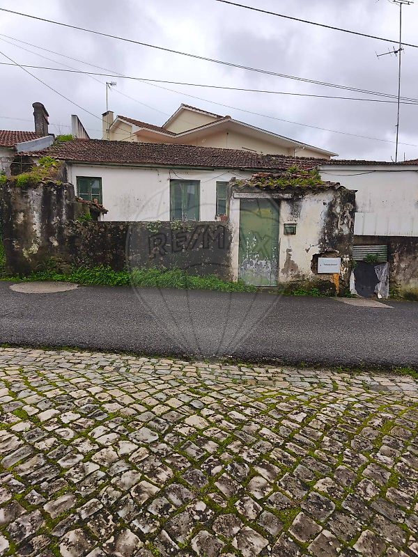 Moradia - Aljubarrota, Alcobaça, Leiria