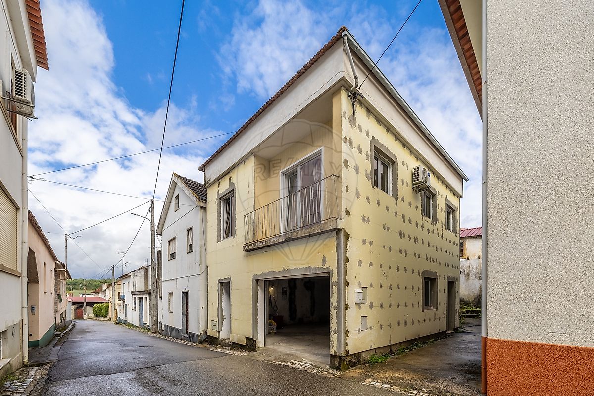 Moradia - Reguengo do Fetal, Batalha, Leiria