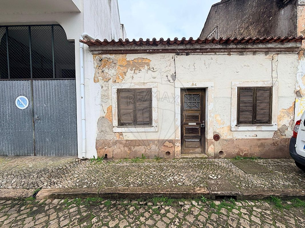 Apartamento T2 à venda em Alcobaça