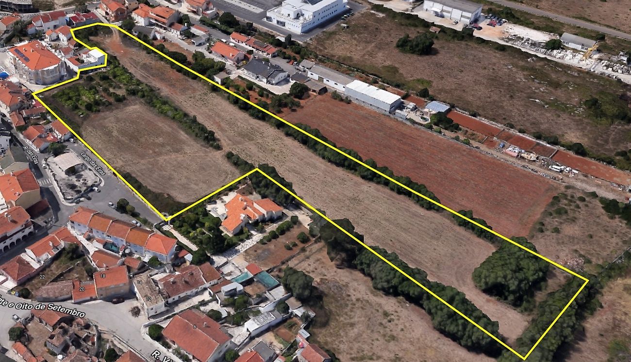 Terreno  à venda em Pêro Pinheiro