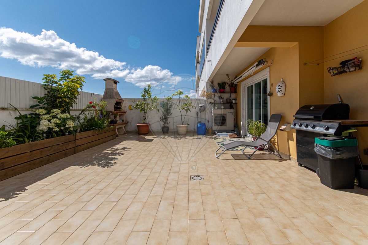 listing 121291439-32 picture-0