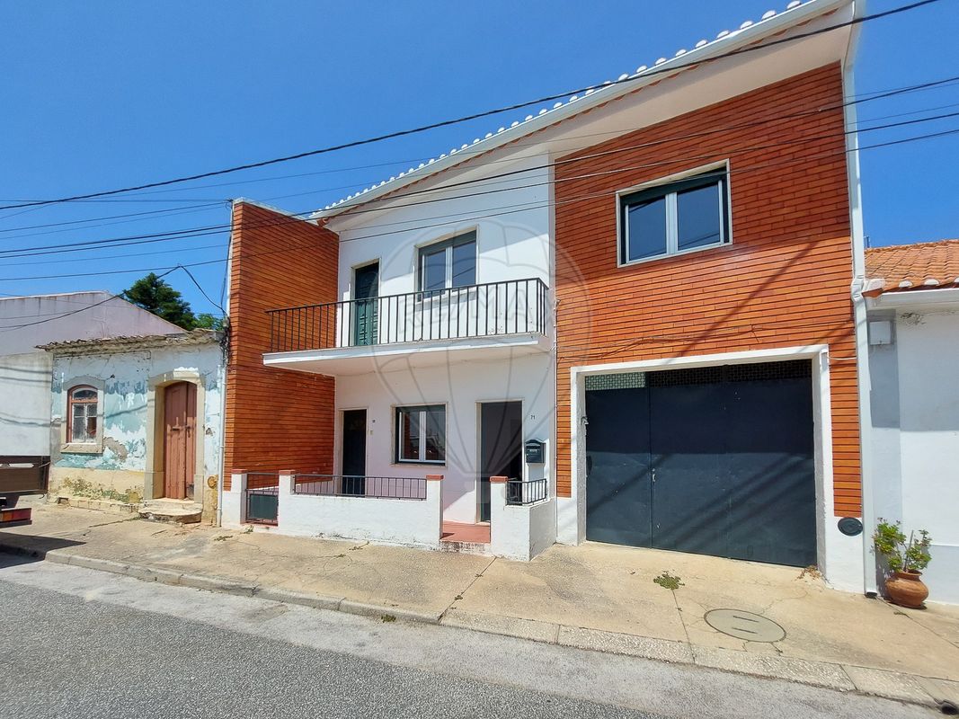 Moradia T5 para venda
