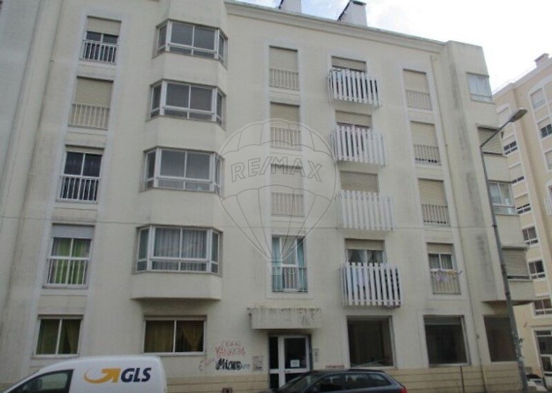 Apartamento T2 à venda em Sintra