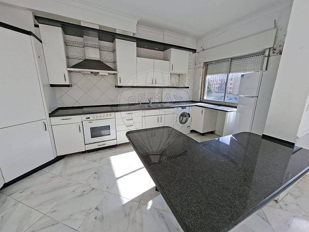 Apartamento T3 à venda em Rio de Mouro, Sintra — foto 6