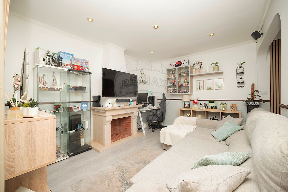 Apartamento T2 à venda em Amadora