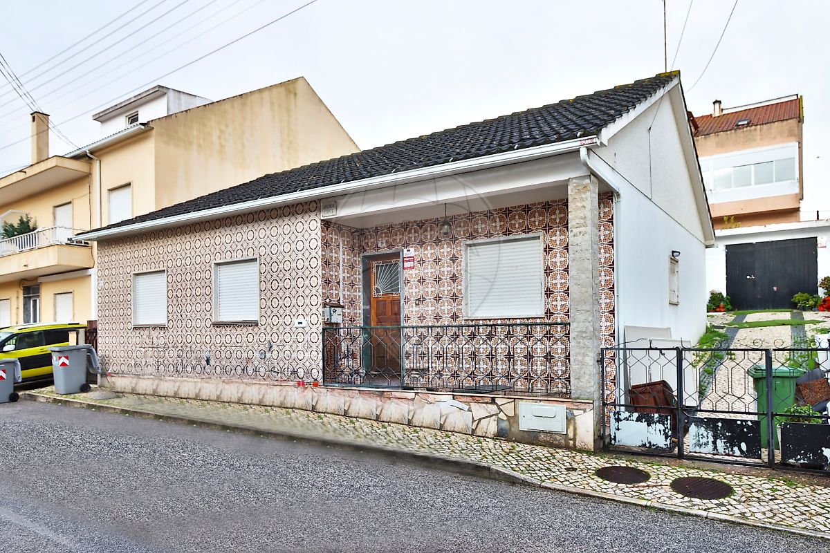 Moradia T3 à venda em Loures