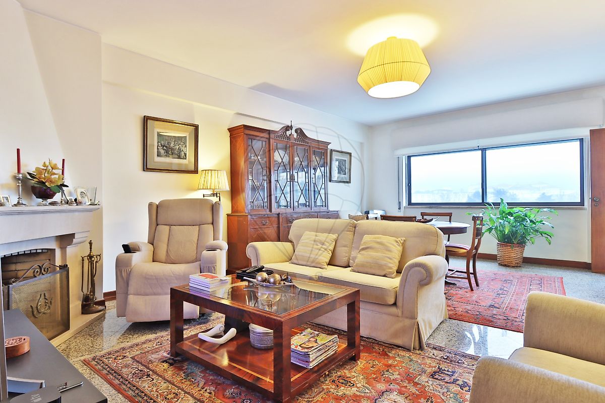 Apartamento T3 à venda em Lisboa