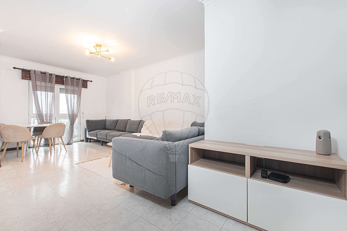Apartamento T2 à venda em Sintra