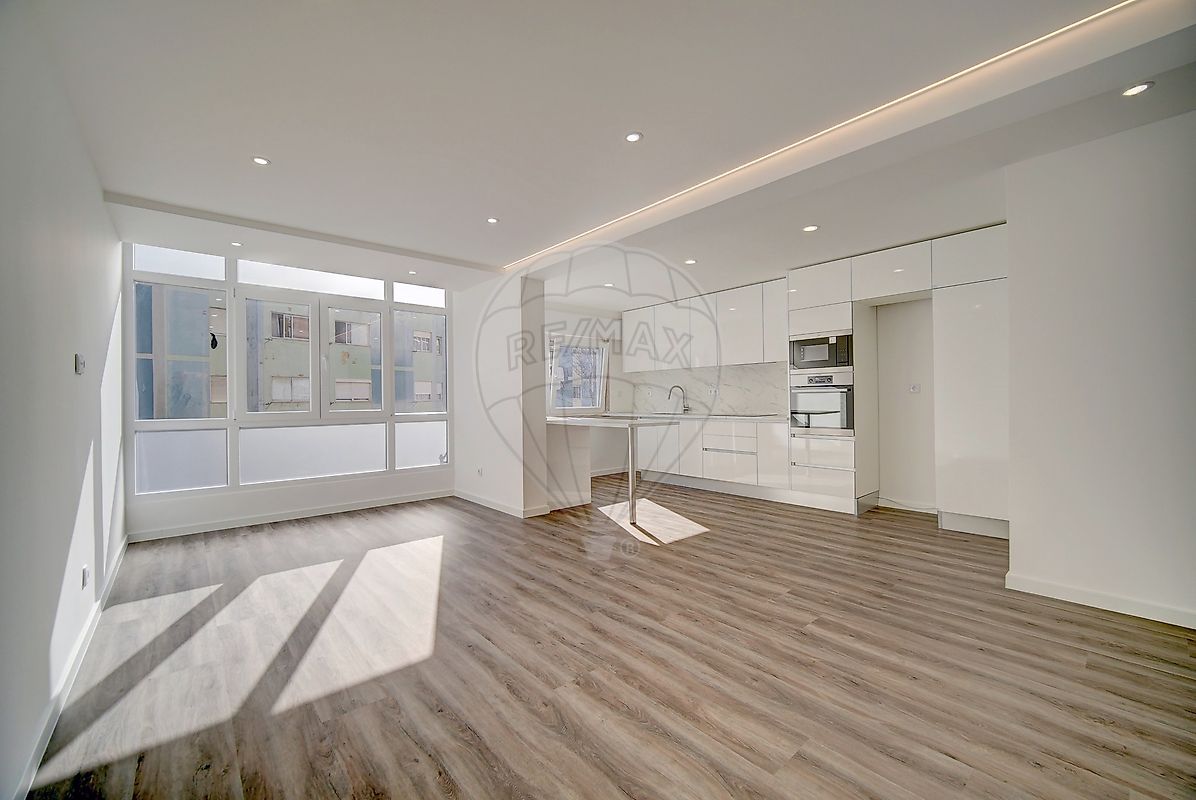 Apartamento T3 à venda em Sintra