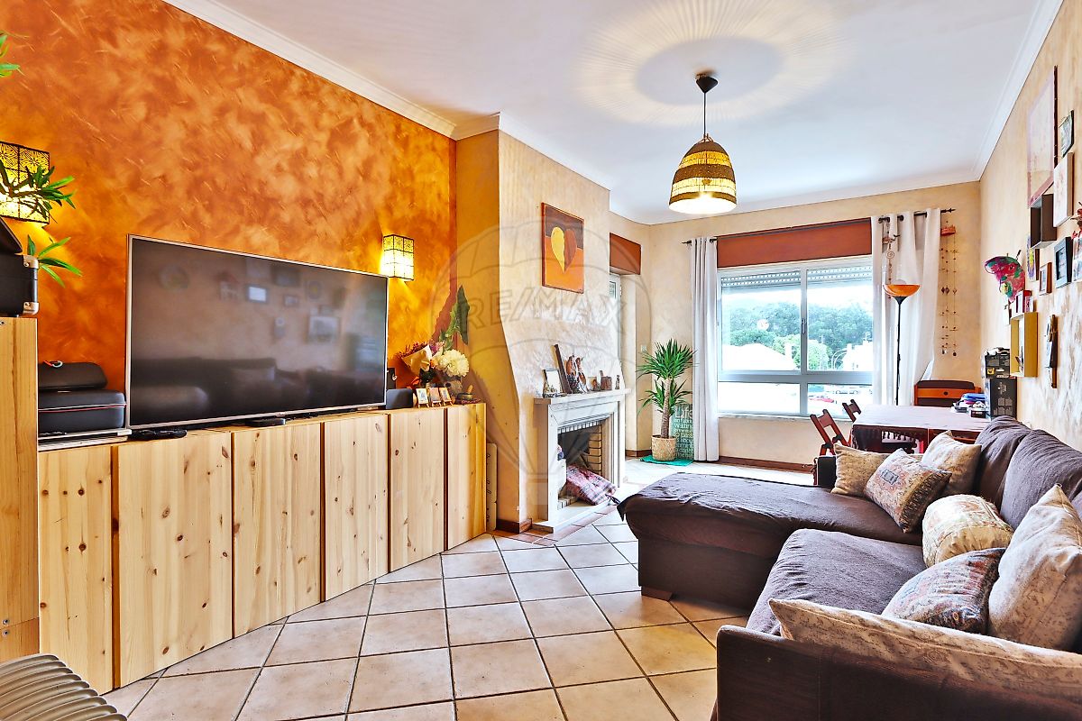 Apartamento T2 à venda em Sintra