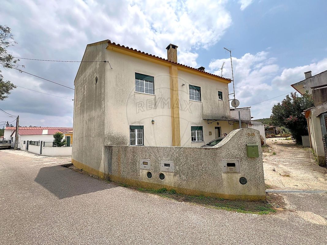 Moradia - Abrantes (São Vicente e São João) e Alferrarede, Abrantes, Santarém