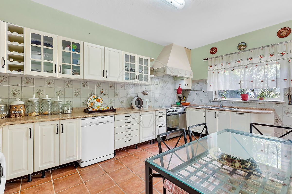 Moradia T5 à venda em Agualva e Mira-Sintra, €520.000