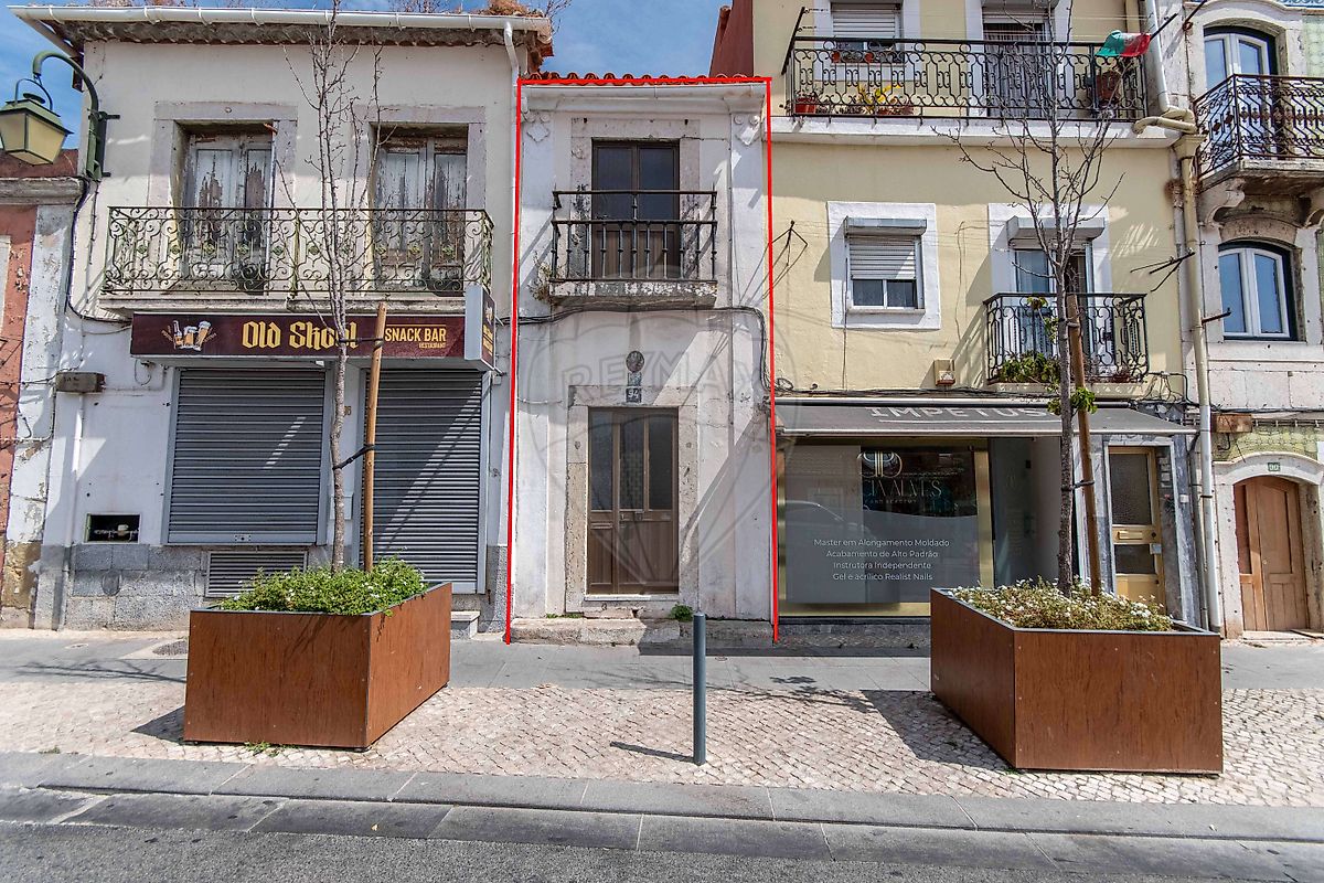 Prédio à venda em Odivelas