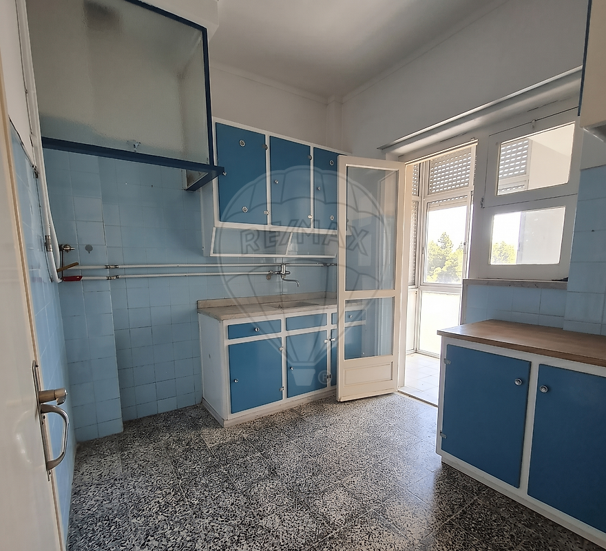 Apartamento T2 à venda em Oeiras