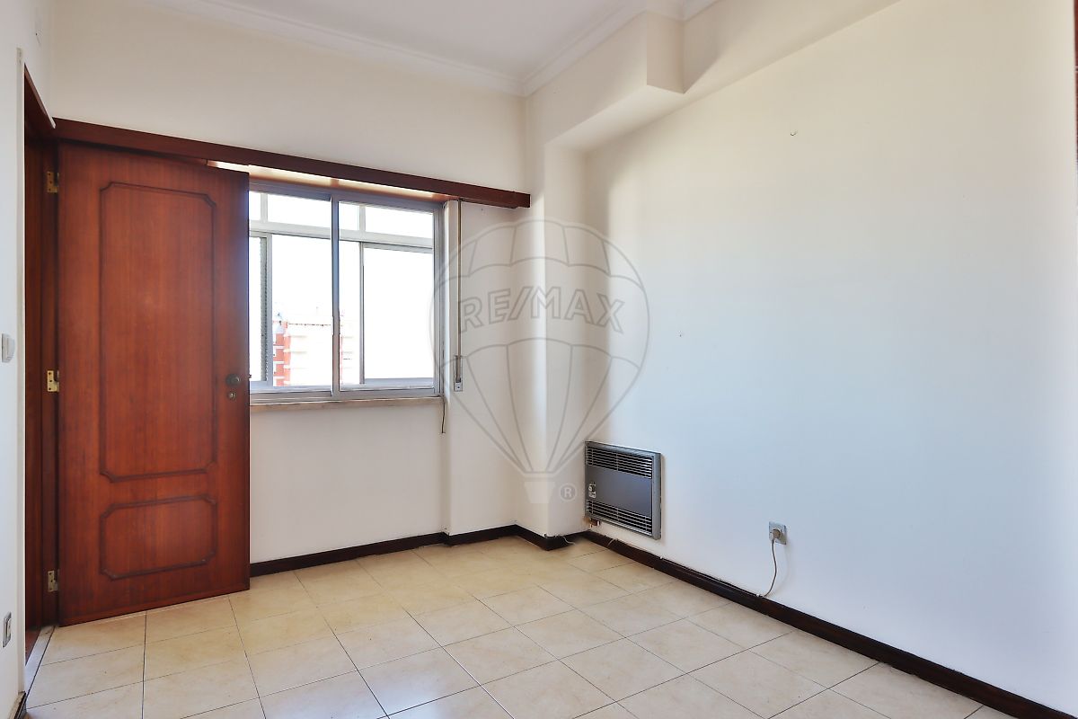 Apartamento T4 à venda em São domingos de Benfica, Lisboa — foto 10