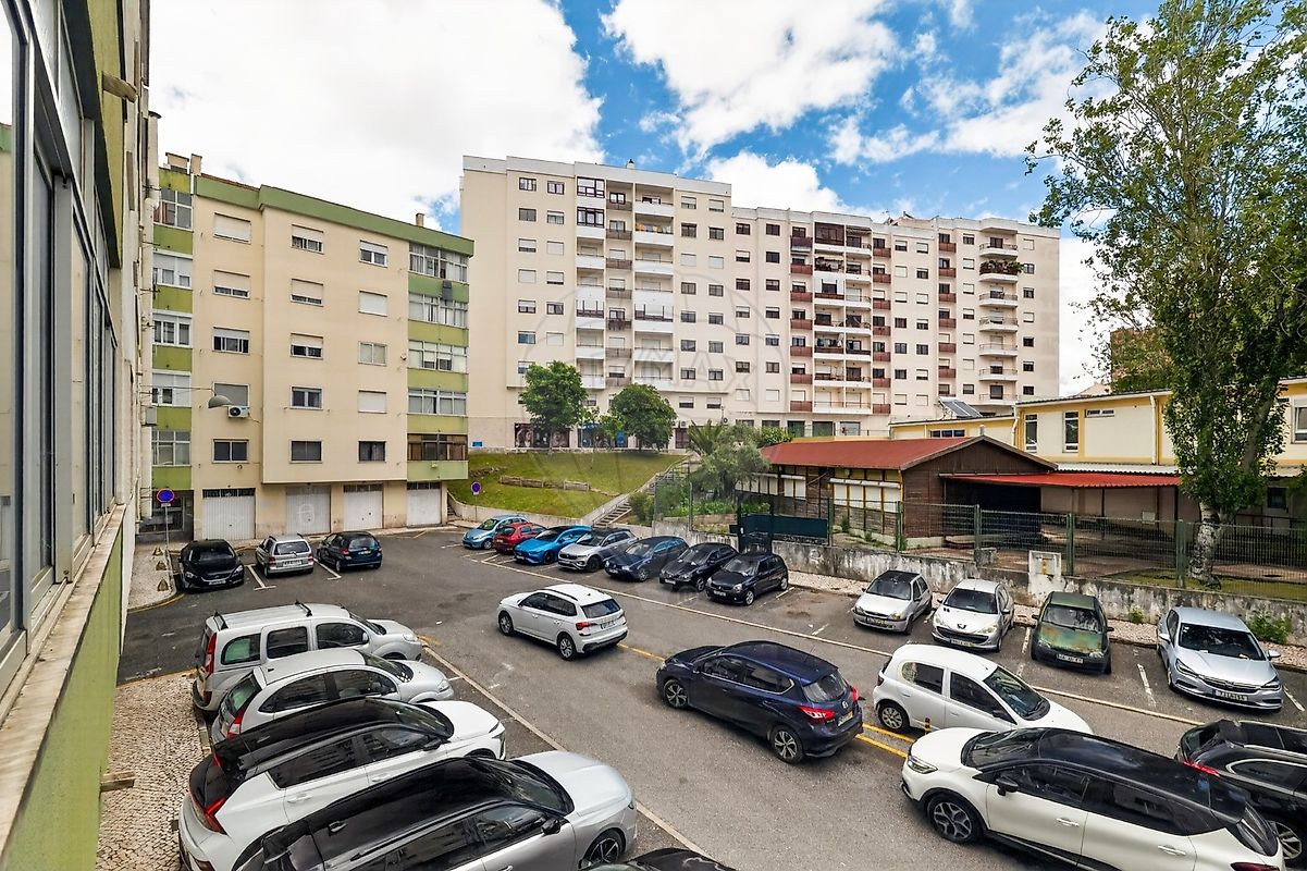Apartamento T2 à venda em Sintra