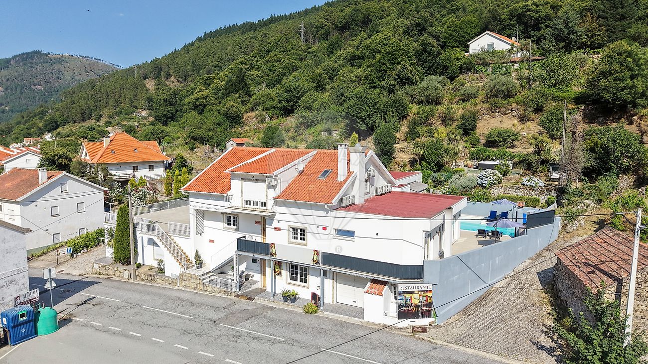 Apartamento T10 à venda em Manteigas