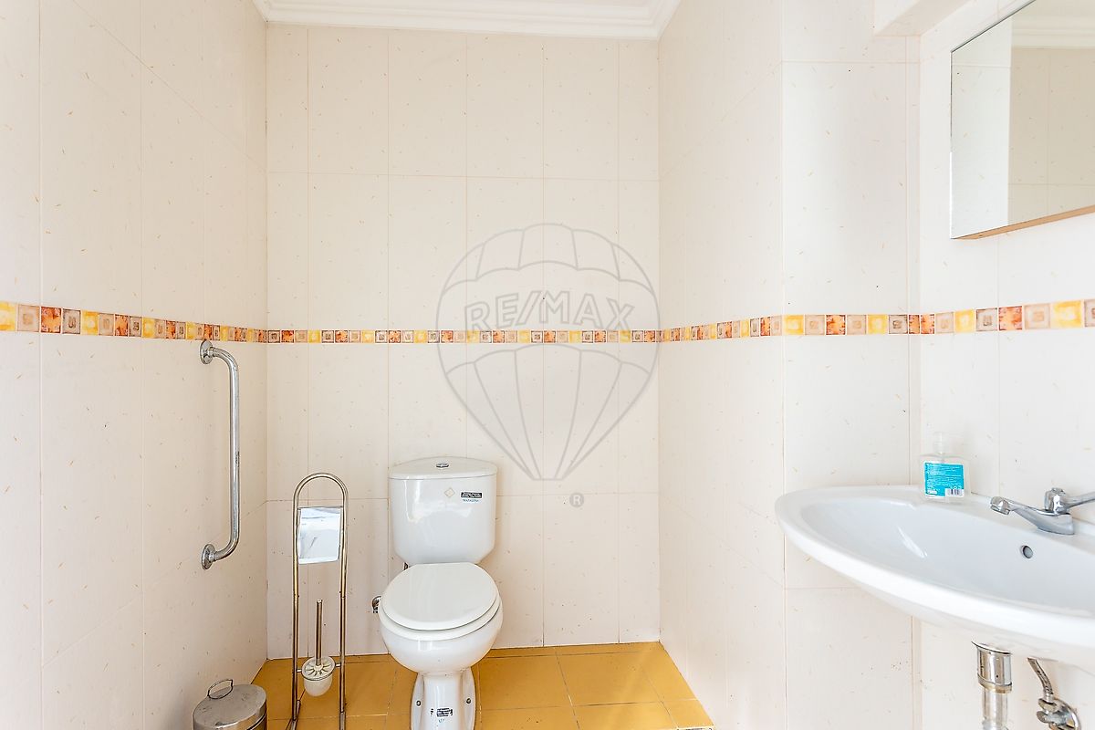 Apartamento T0 à venda em Mina de Água, Amadora — foto 13