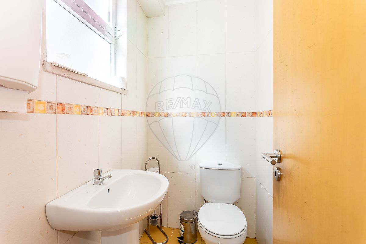 Apartamento T0 à venda em Mina de Água, Amadora — foto 11